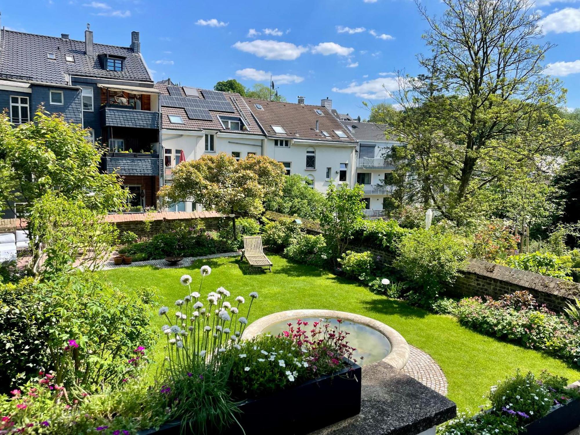 Helle Altbauwohnung Mit Balkon Im Briller Viertel Wuppertal Extérieur photo